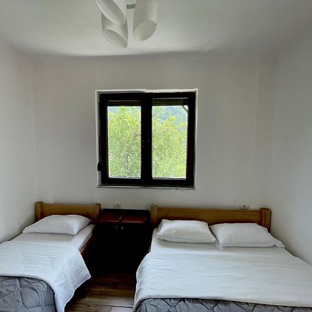 Lazer Cardaku guest house Valbone Exterior foto