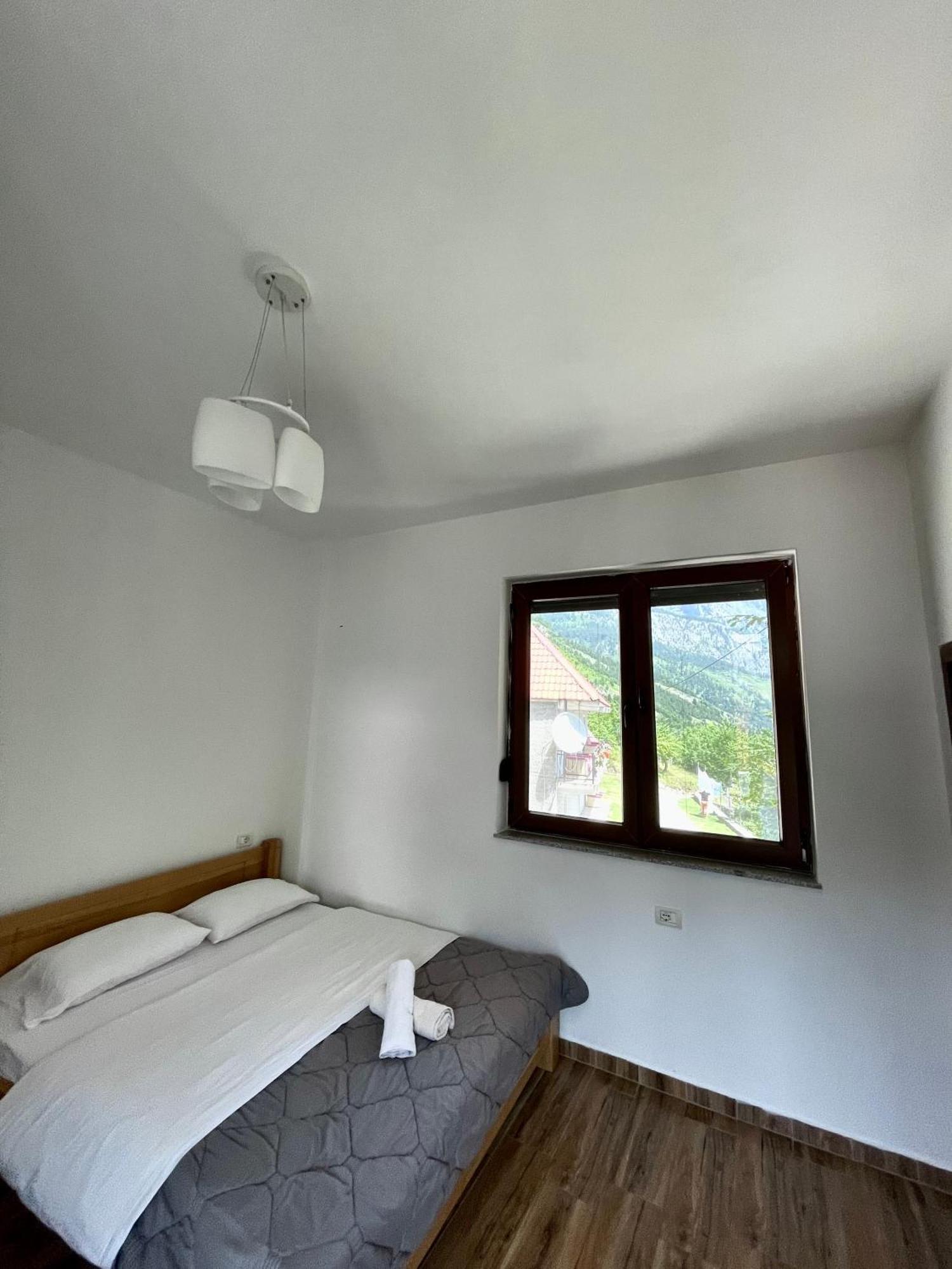 Lazer Cardaku guest house Valbone Exterior foto