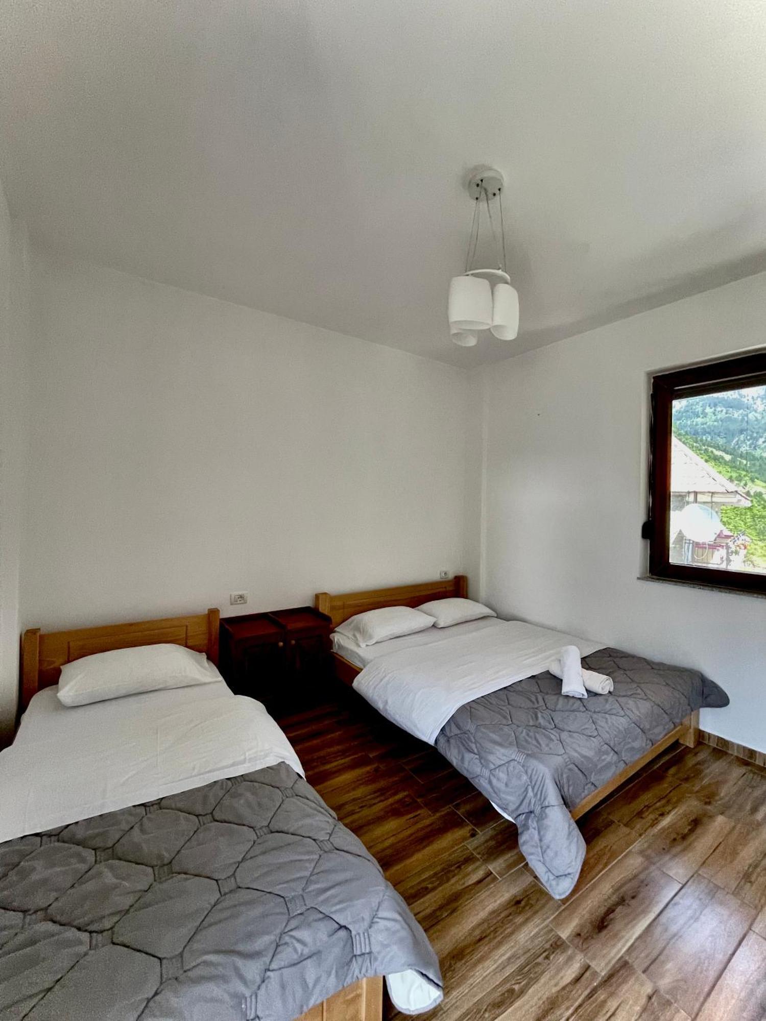 Lazer Cardaku guest house Valbone Exterior foto