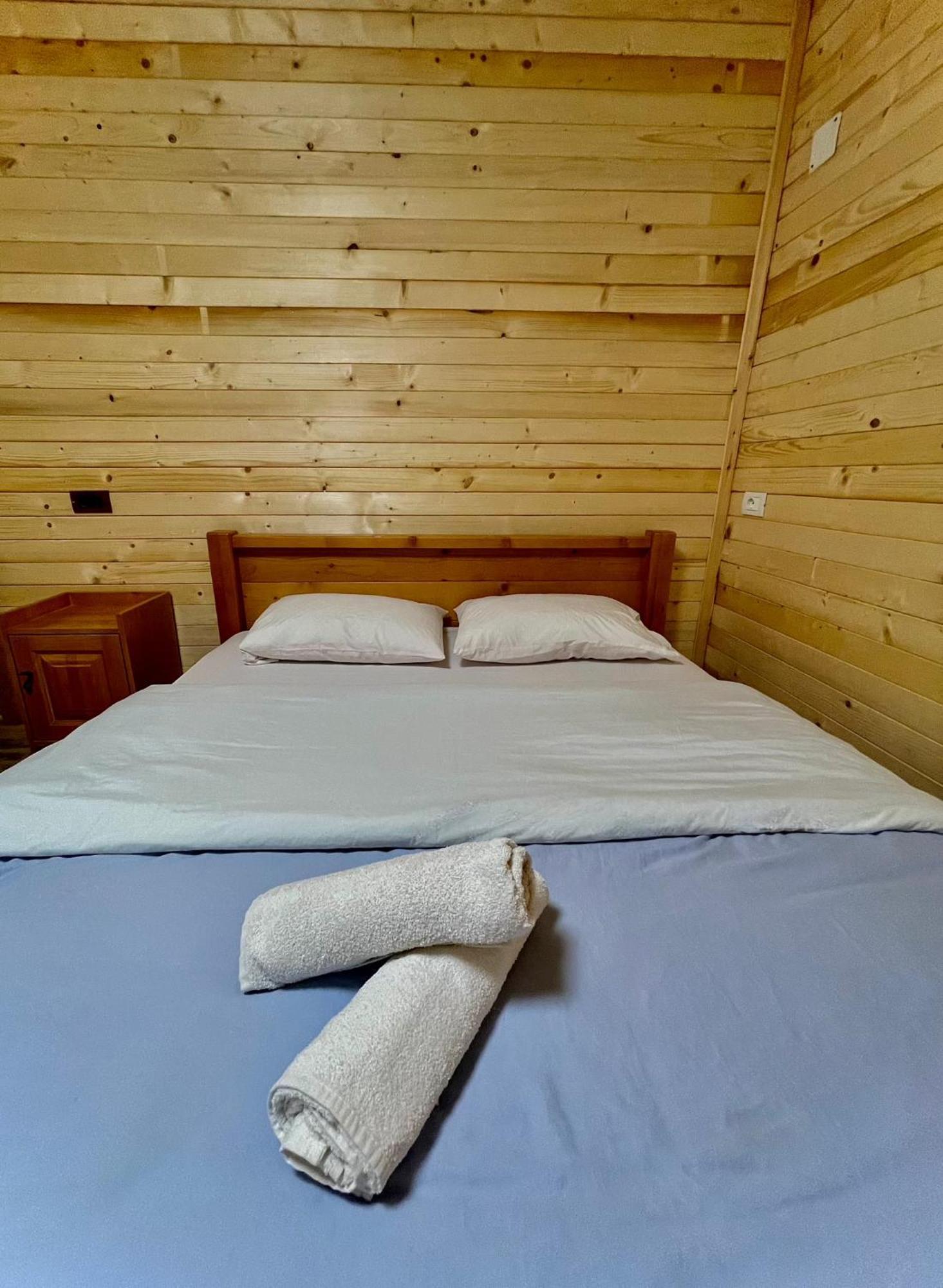 Lazer Cardaku guest house Valbone Exterior foto