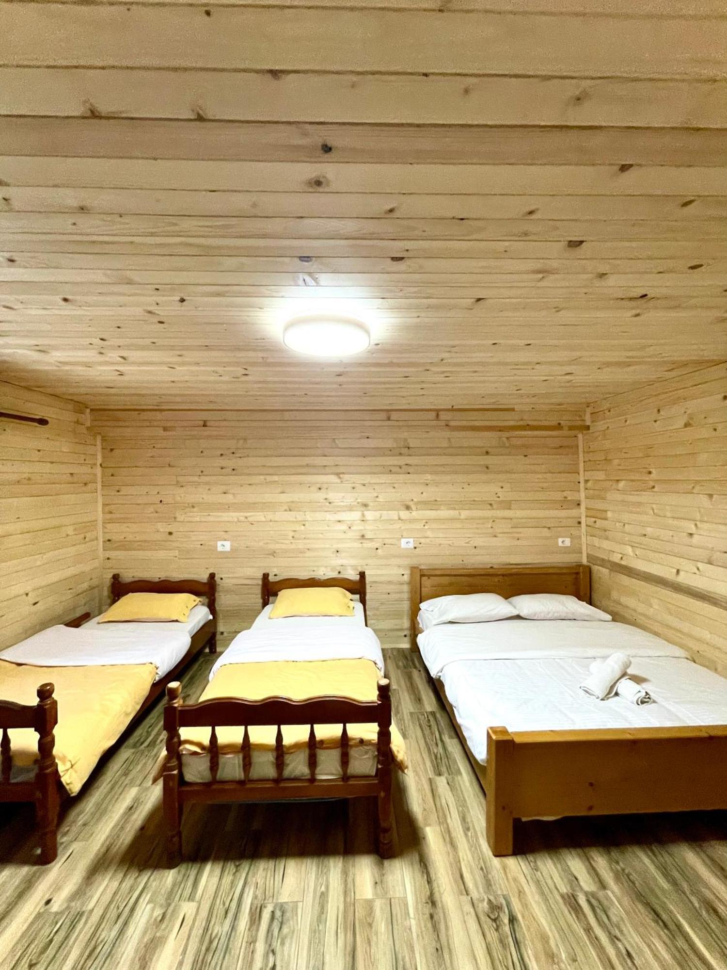 Lazer Cardaku guest house Valbone Exterior foto