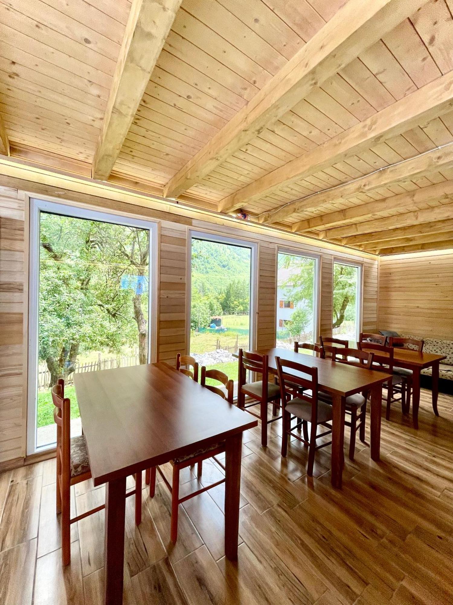 Lazer Cardaku guest house Valbone Exterior foto